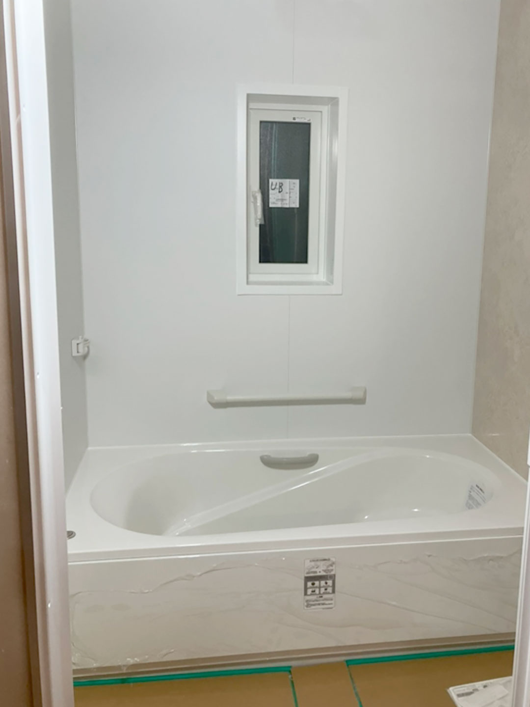 【新築】ユニットバス据え付け工事_長岡市