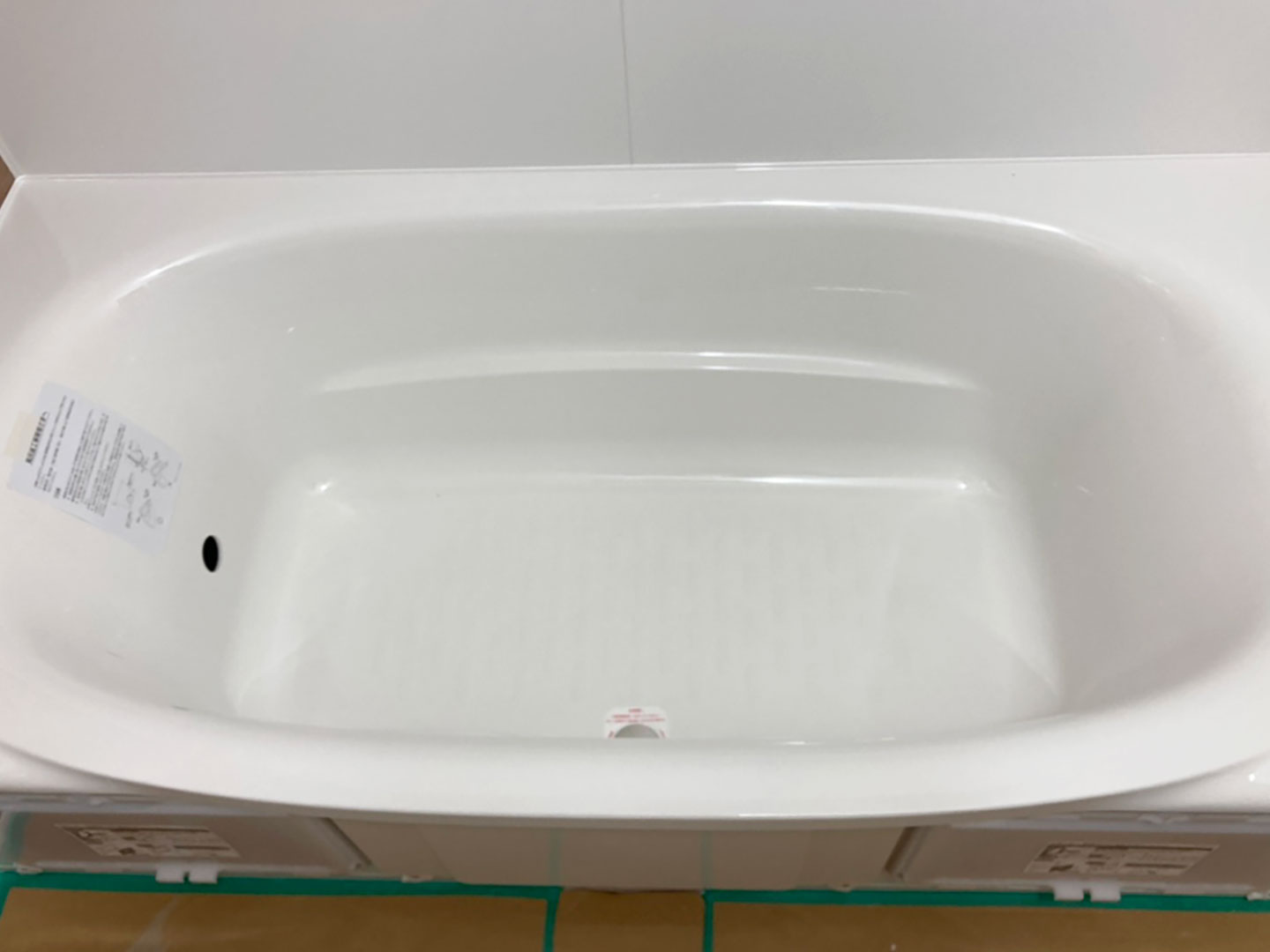 【新築】ユニットバス据え付け工事_三条市